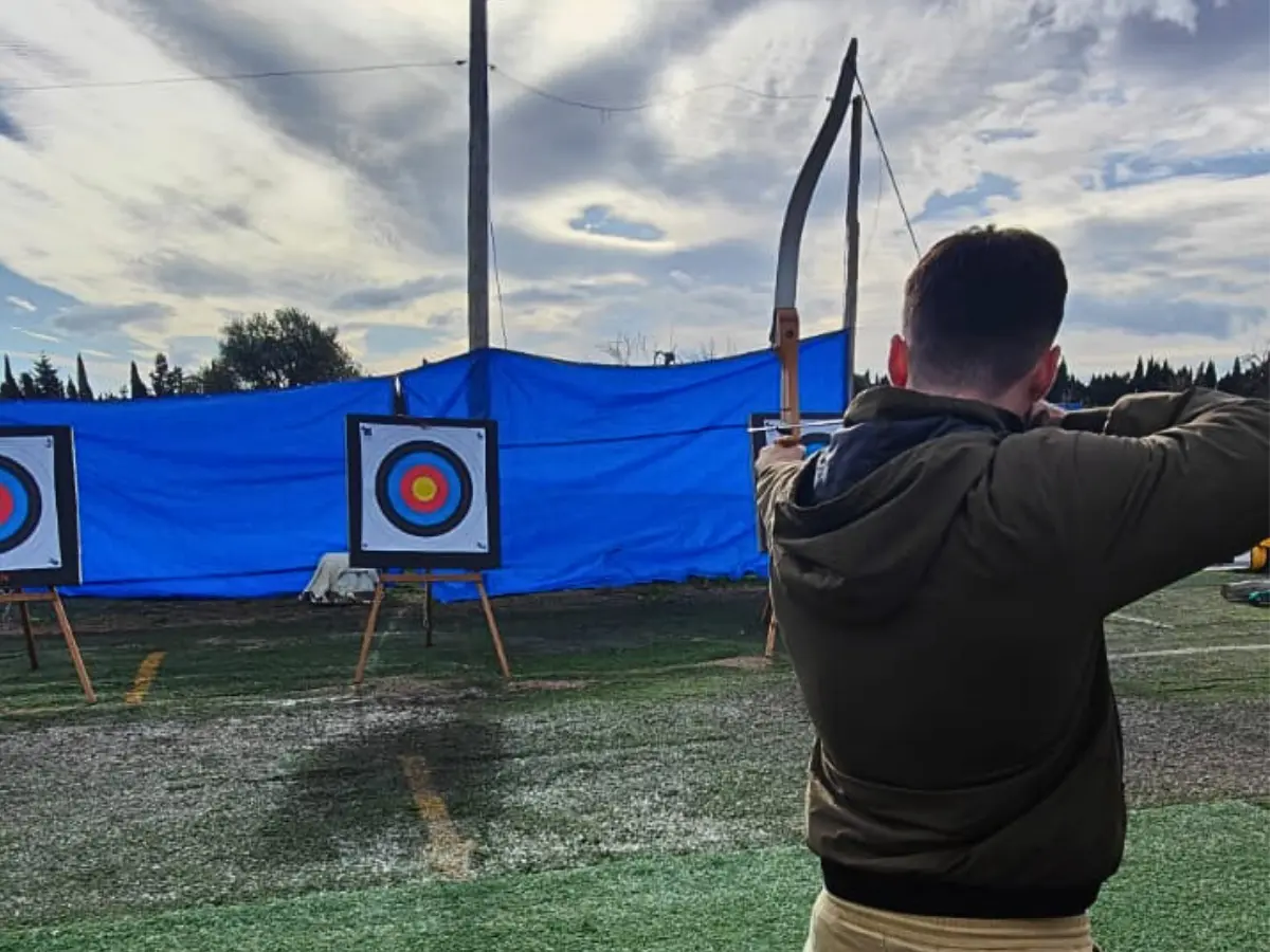 Bogenschießen beim Jubiläums-Teamevent Bogenschießen beim Jubiläums-Teamevent von Babtec in Spanien